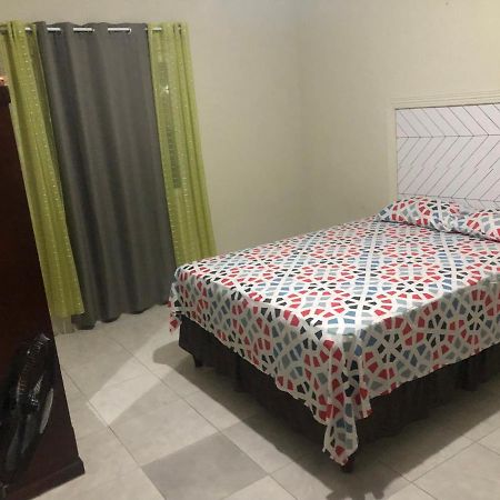 Apartmentswestvillage 2Bedroom مونتيغو باي المظهر الخارجي الصورة